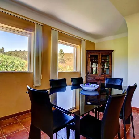Fazenda - Country House Farm House In Portimao With 4 Bedrooms Sleeps 10 Ac *